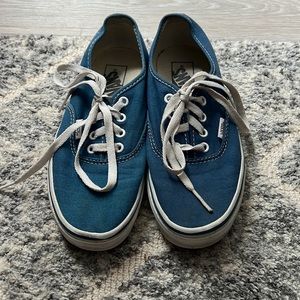 Vans Authentic Navy blue women’s sneaker / size 7.5 - minimally worn!
